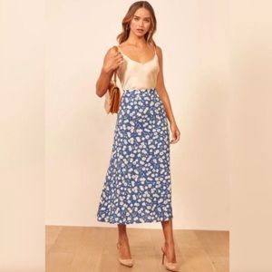NWOT Reformation Bea Tulip Midi Skirt Blue Size 8